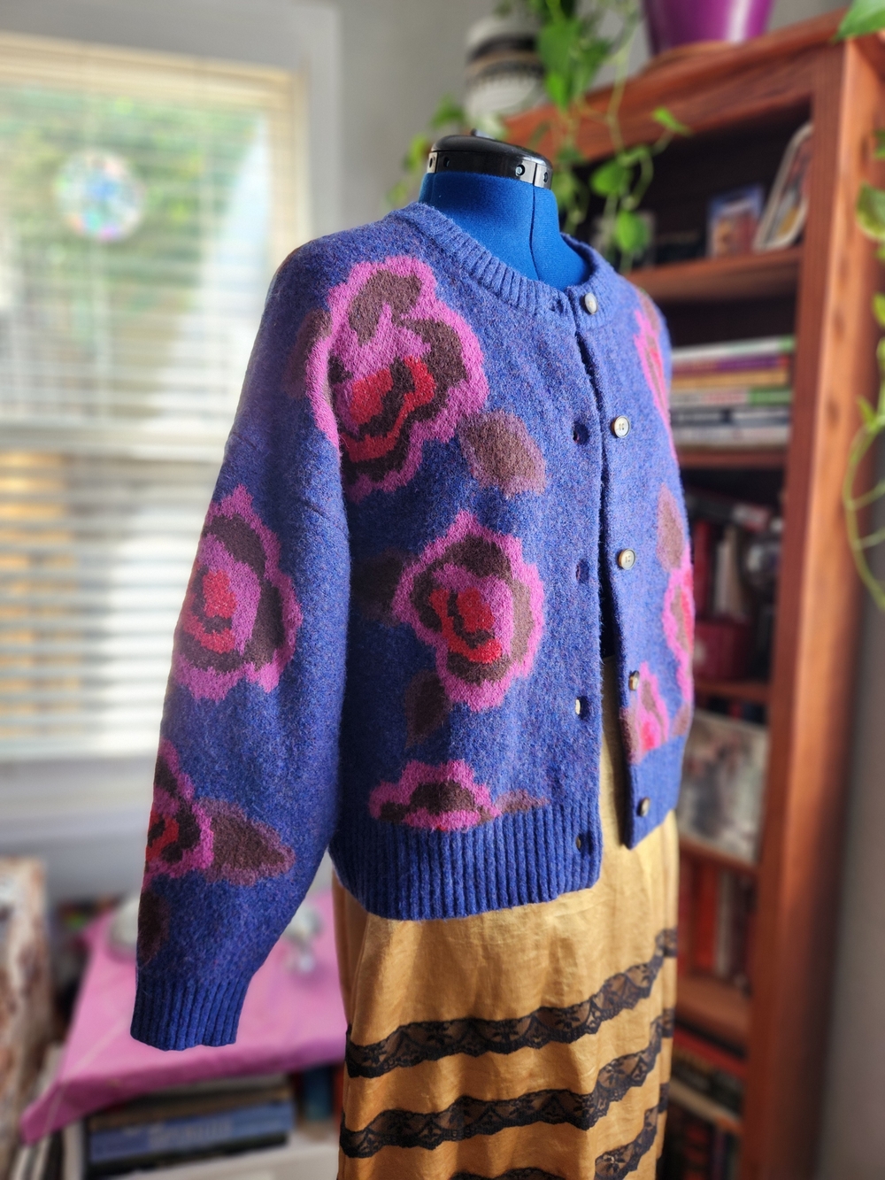 Natural Life Floral Button Front Cardigan Sweater in Blue Rose Size Medium - Picture 2 of 14
